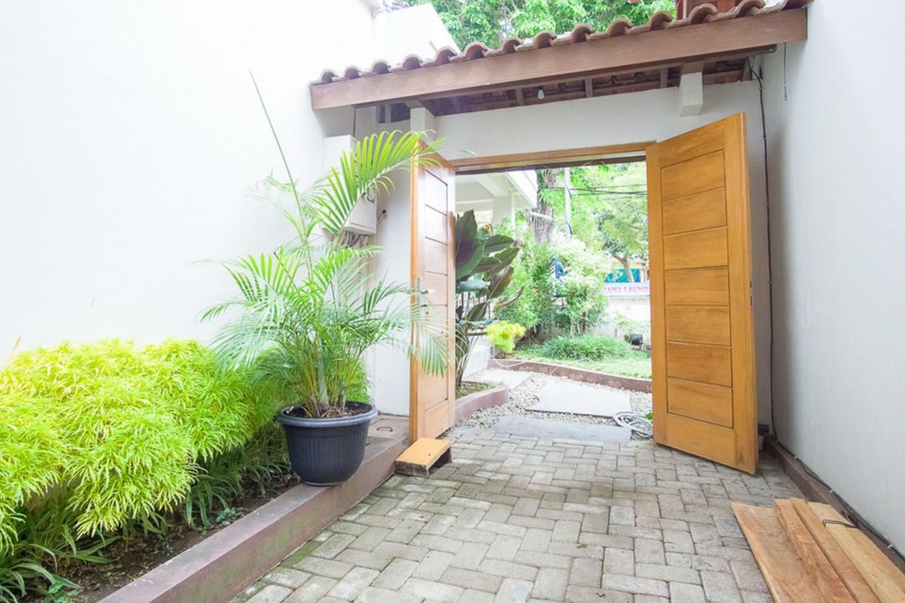 Reddoorz @ Letjend S. Parman Pacitan Hotel Exterior photo
